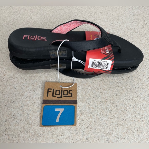 Flojos Shoes - Flojos Black Pink Jersey Josie Memory Foam Flip Flop Thong Sandal Size 7